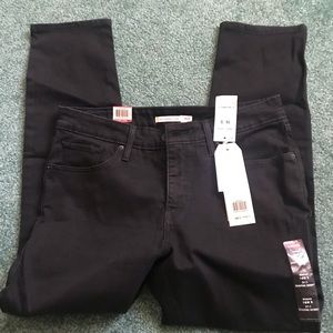 Levi’s Womens Black Jeans size 16W S